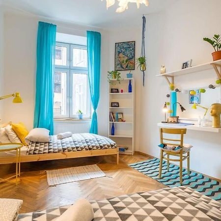 Blue Peace-Apartment With Free Parking In Center For 1-6 People Krakkó Kültér fotó