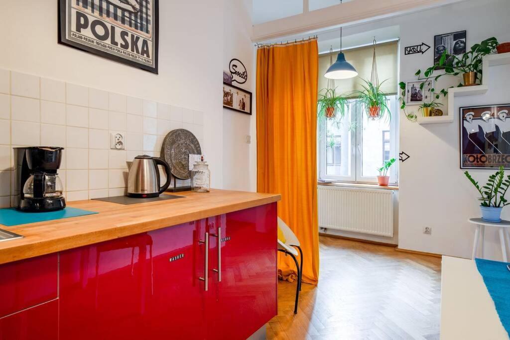 Blue Peace-Apartment With Free Parking In Center For 1-6 People Krakkó Kültér fotó