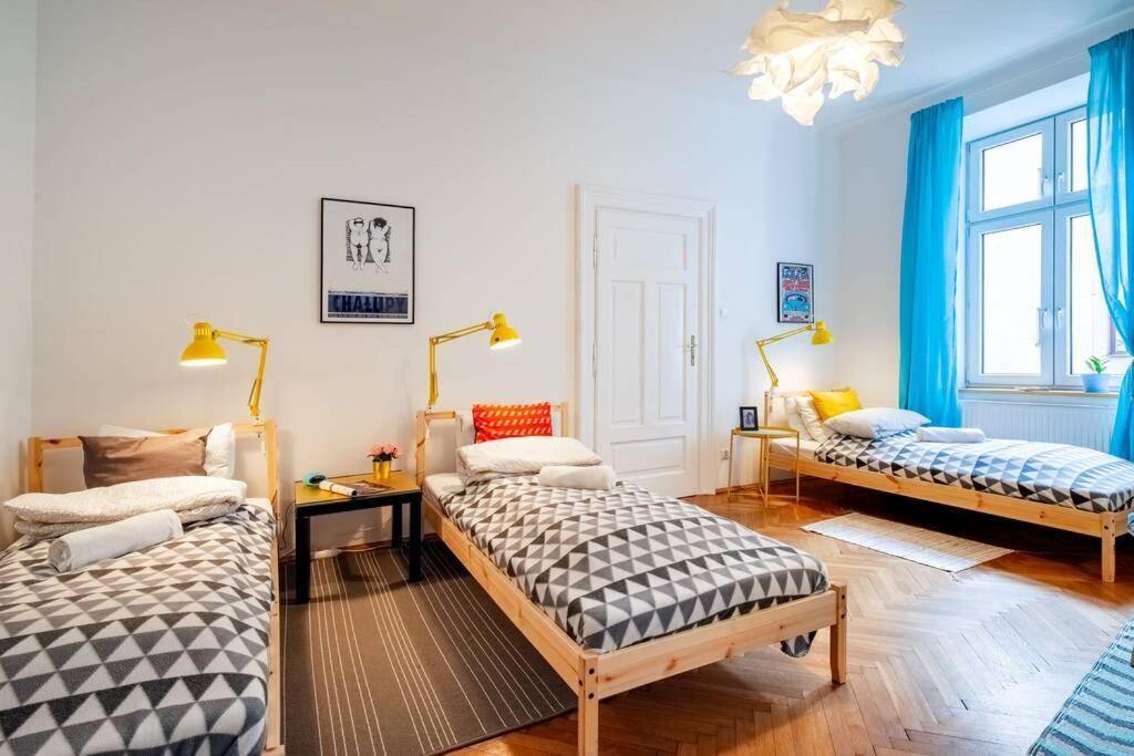 Blue Peace-Apartment With Free Parking In Center For 1-6 People Krakkó Kültér fotó