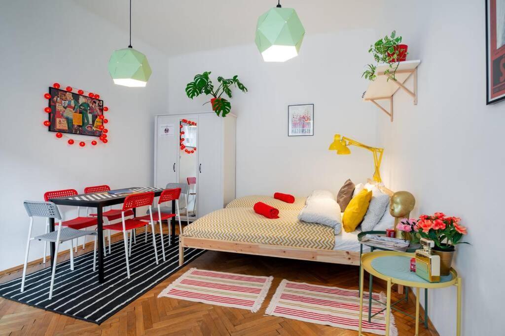 Blue Peace-Apartment With Free Parking In Center For 1-6 People Krakkó Kültér fotó